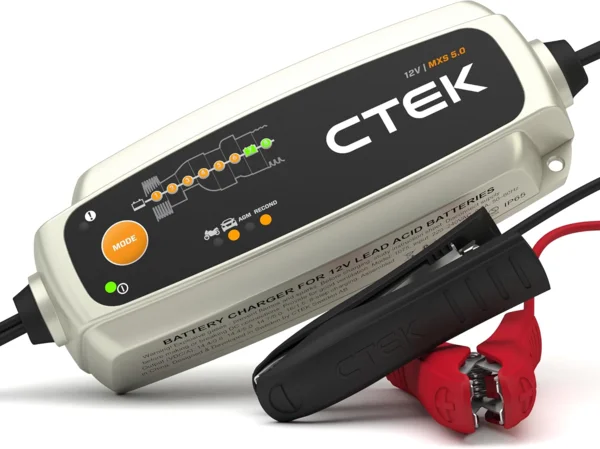 CTEK MXS 5.0 intelligens akkumulátortöltő, 12V, 5A