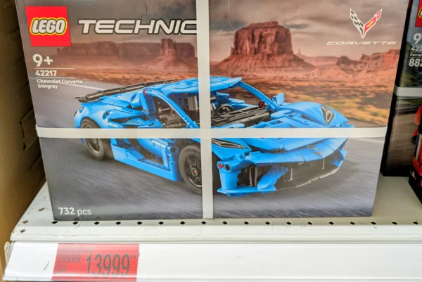 LEGO® Technic - Kék Chevrolet Corvette Stingray (42217)